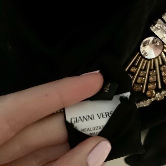 Versace jewel neck top, 3/4 sleeves - Picture 4 of 5